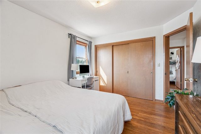 2601 Teresa Dr SW, Cedar Rapids, IA 52404