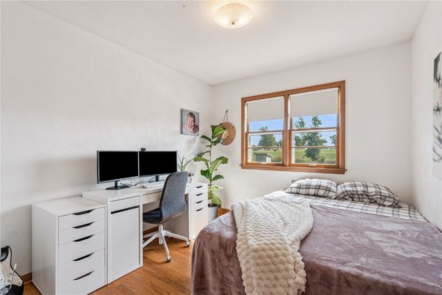 2601 Teresa Dr SW, Cedar Rapids, IA 52404