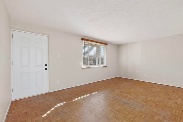 3317 Alvarado Drive NE, Albuquerque, NM 87110