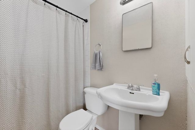 3317 Alvarado Drive NE, Albuquerque, NM 87110