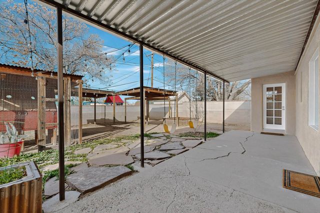 3317 Alvarado Drive NE, Albuquerque, NM 87110