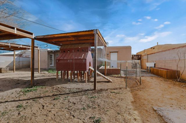 3317 Alvarado Drive NE, Albuquerque, NM 87110