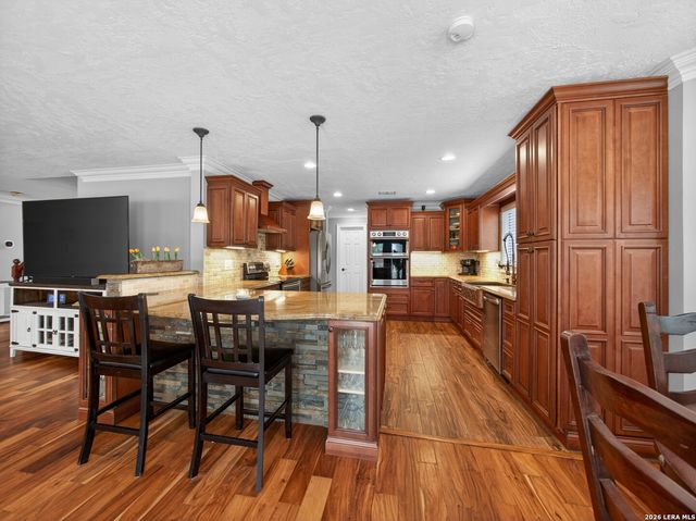 3535 Elk Cliff Pass Dr, San Antonio, TX 78247