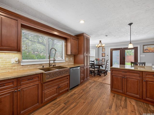 3535 Elk Cliff Pass Dr, San Antonio, TX 78247