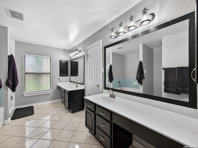 3535 Elk Cliff Pass Dr, San Antonio, TX 78247