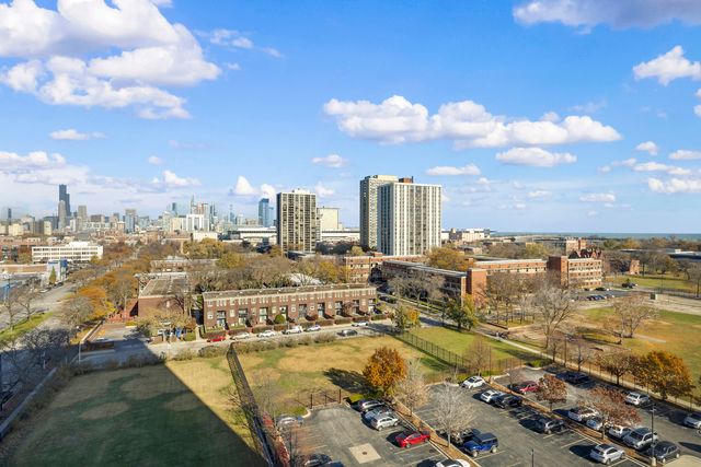 2901 S Michigan Avenue 908, Chicago, IL 60616