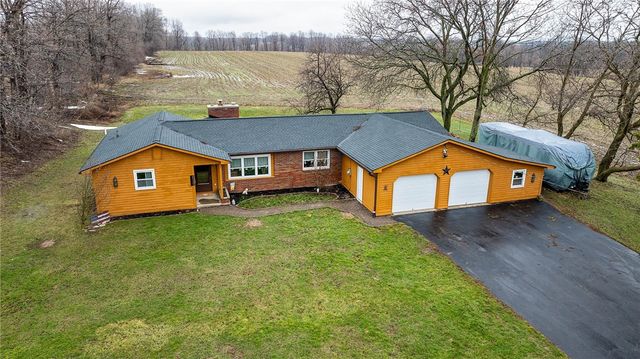 8549 North Road, Leroy, NY 14482