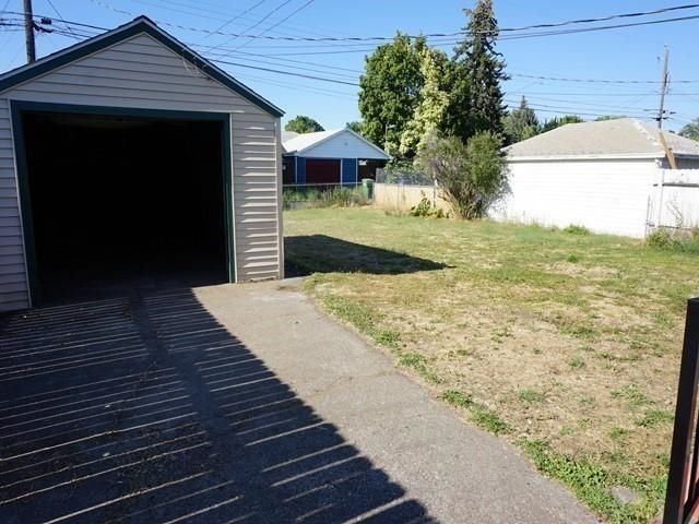 1617 E Courtland Ave, Spokane, WA 99207