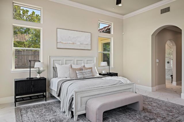 4748 W Alluvial Avenue, Fresno, CA 93722