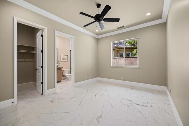 4748 W Alluvial Avenue, Fresno, CA 93722