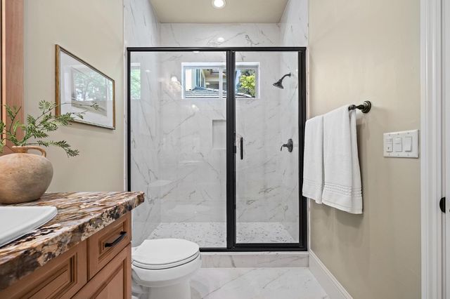 4748 W Alluvial Avenue, Fresno, CA 93722