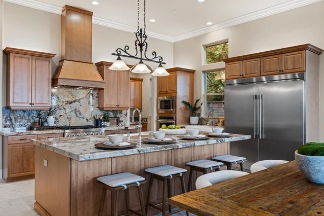 4748 W Alluvial Avenue, Fresno, CA 93722