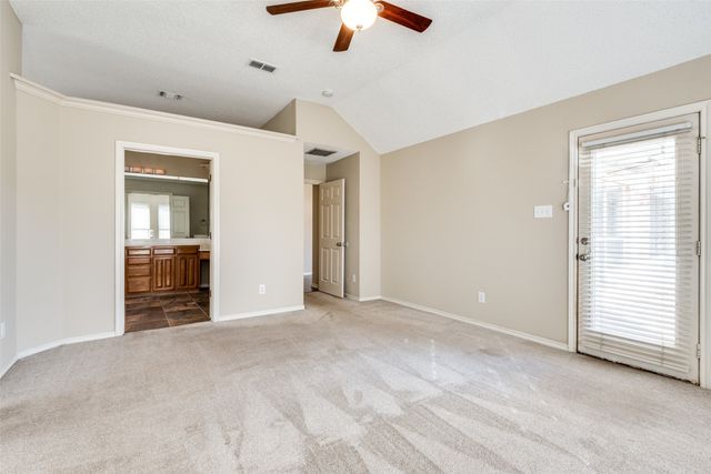 6804 Glen Dale Drive, Arlington, TX 76017