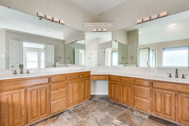 6804 Glen Dale Drive, Arlington, TX 76017