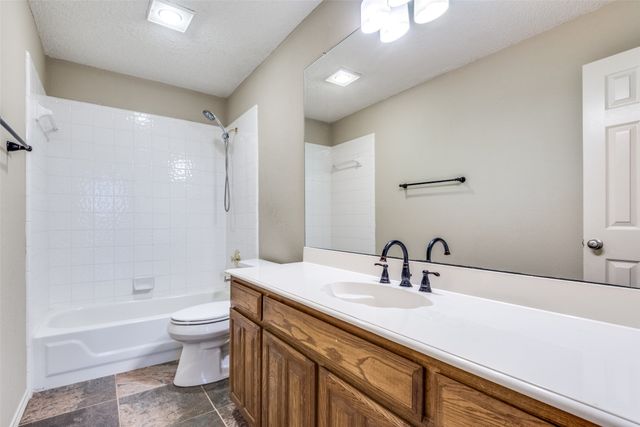 6804 Glen Dale Drive, Arlington, TX 76017