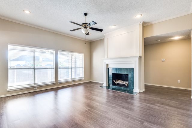 6804 Glen Dale Drive, Arlington, TX 76017