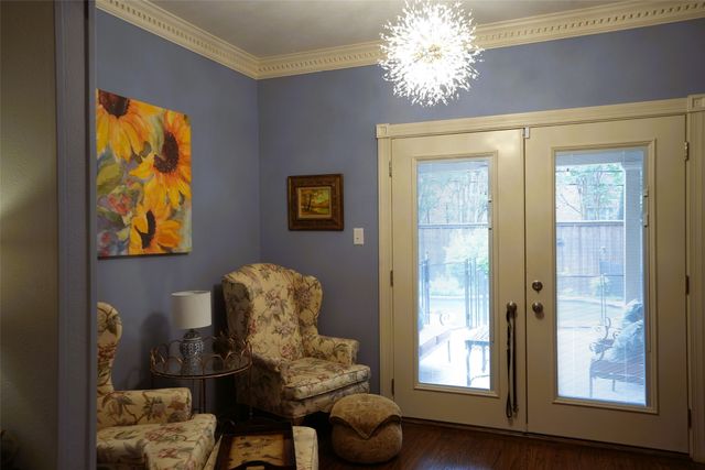 6822 Meadow Road, Dallas, TX 75230