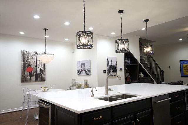 6822 Meadow Road, Dallas, TX 75230
