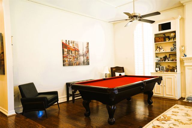 6822 Meadow Road, Dallas, TX 75230