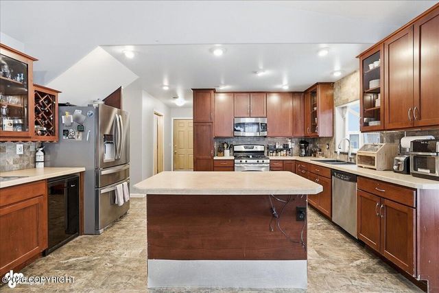 36276 Lou Morgan Road, Sterling, AK 99672