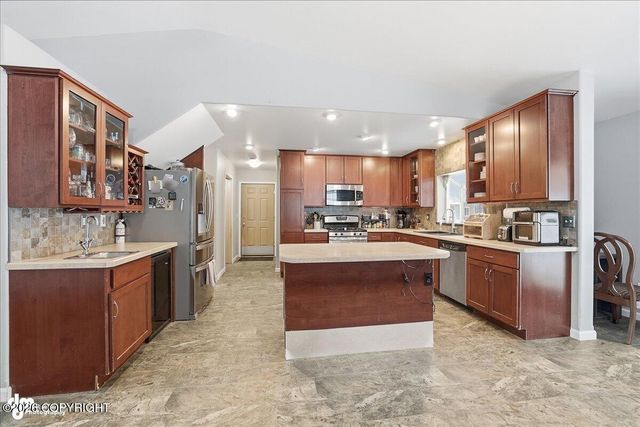 36276 Lou Morgan Road, Sterling, AK 99672