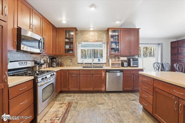 36276 Lou Morgan Road, Sterling, AK 99672