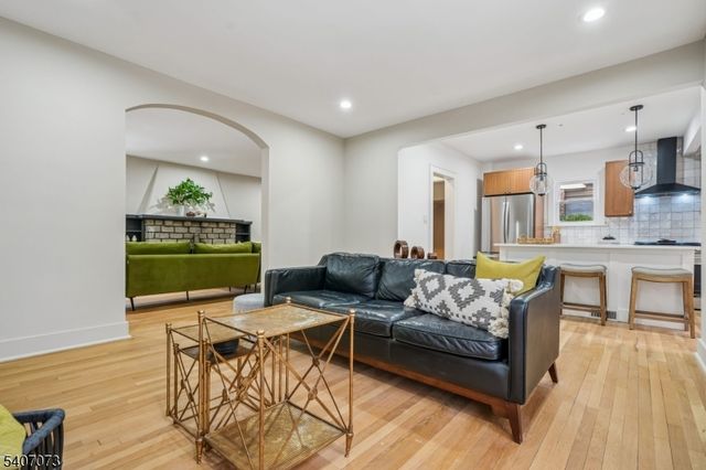 22 Dartmouth Rd, West Orange Twp., NJ 07052