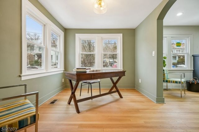 22 Dartmouth Rd, West Orange Twp., NJ 07052