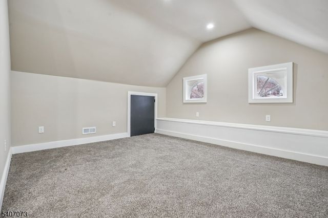 22 Dartmouth Rd, West Orange Twp., NJ 07052