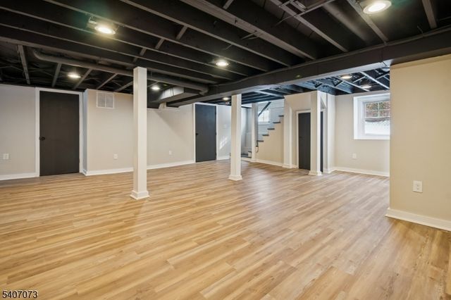 22 Dartmouth Rd, West Orange Twp., NJ 07052