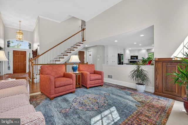 1961 GLENDOWER DR, Lancaster, PA 17601