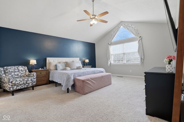 5348 Creekbend Drive, Carmel, IN 46033