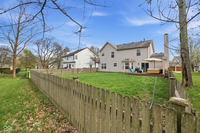 5348 Creekbend Drive, Carmel, IN 46033