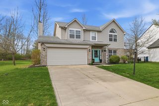 5348 Creekbend Drive, Carmel, IN 46033