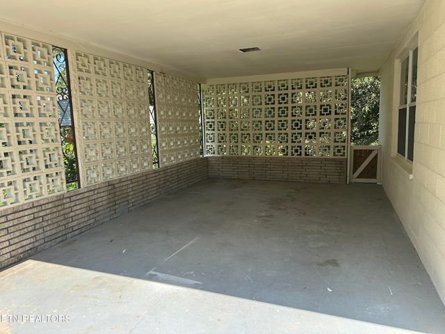 109 Nasson Lane, Oak Ridge, TN 37830