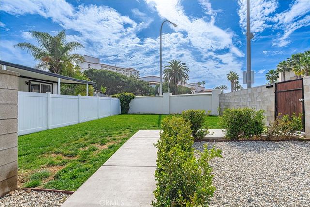 80 Huntington 618, Huntington Beach, CA 92648