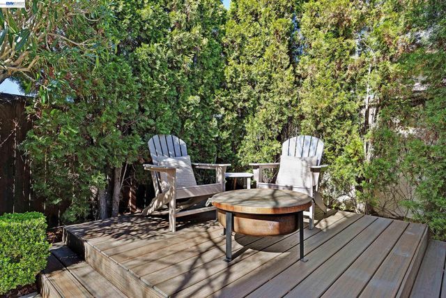 5130 Bianco Ct, Pleasanton, CA 94588