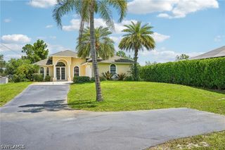3761 35th AVE NE, Naples, FL 34120