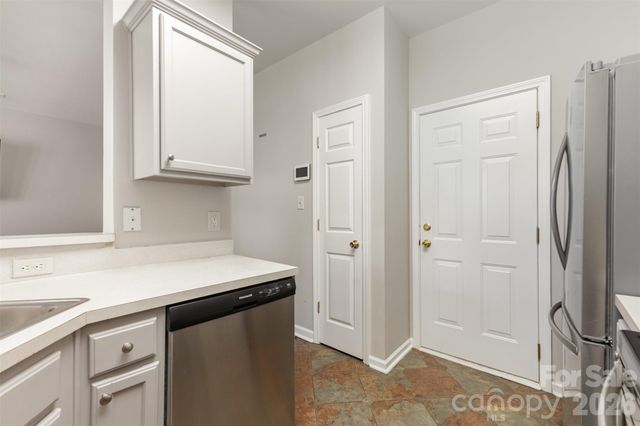 3832 Thomas Ridge Drive, Charlotte, NC 28269