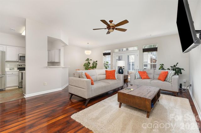 3832 Thomas Ridge Drive, Charlotte, NC 28269