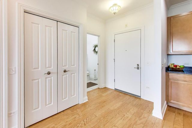 100 Prairie Park Drive 701, Wheeling, IL 60090