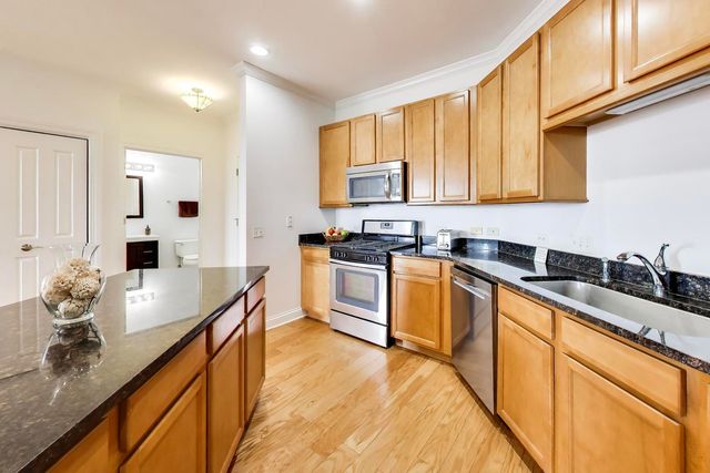 100 Prairie Park Drive 701, Wheeling, IL 60090