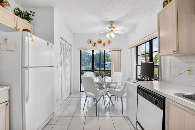3281 Jog Park Drive, Greenacres, FL 33467