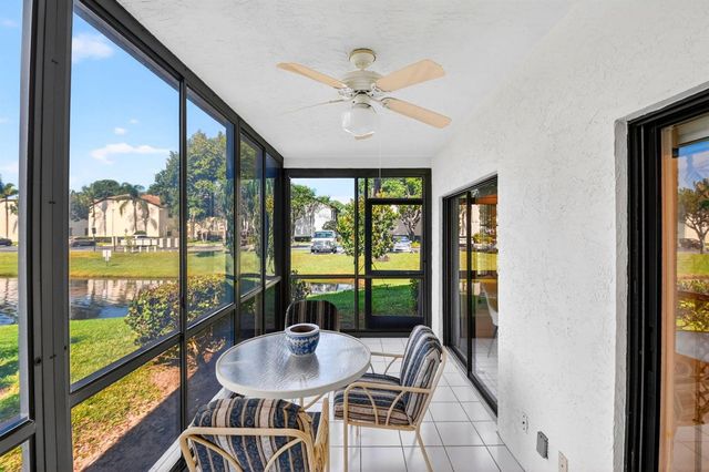 3281 Jog Park Drive, Greenacres, FL 33467