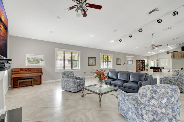 3281 Jog Park Drive, Greenacres, FL 33467
