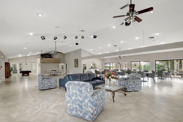 3281 Jog Park Drive, Greenacres, FL 33467