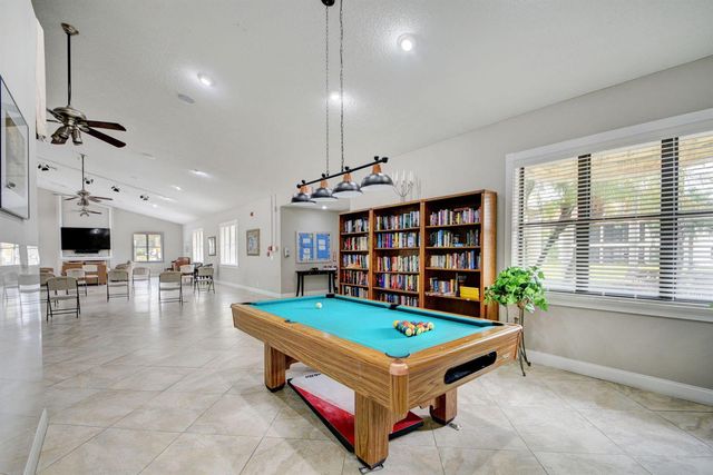 3281 Jog Park Drive, Greenacres, FL 33467