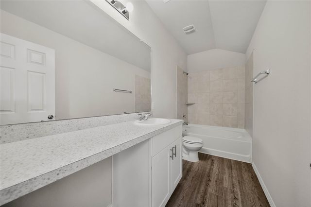3602 Conquest Circle, Texas City, TX 77591