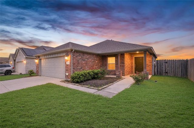 3602 Conquest Circle, Texas City, TX 77591