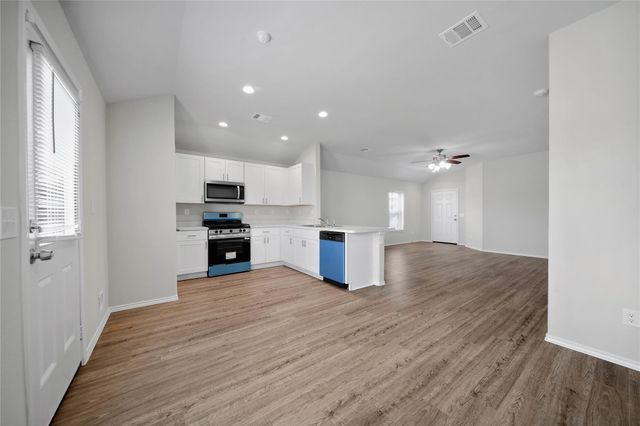 3602 Conquest Circle, Texas City, TX 77591